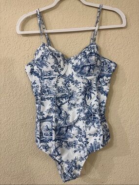 Women’s Blue Toile Underwire Swimsuit